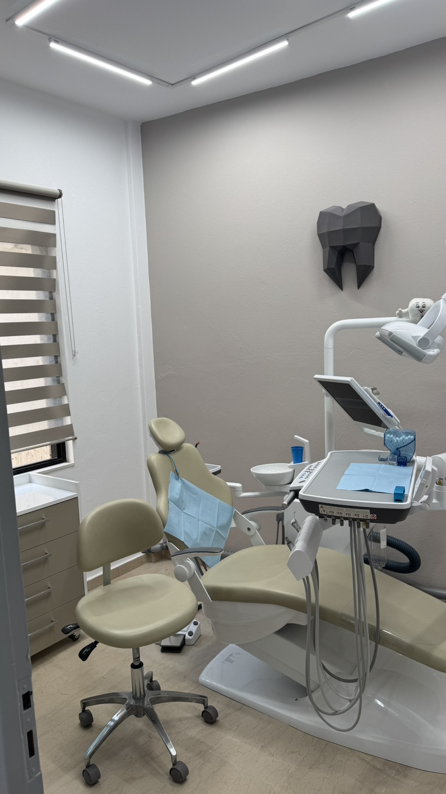 Οδοντιατρείο Λάρισα — premium dental clinic Larisa